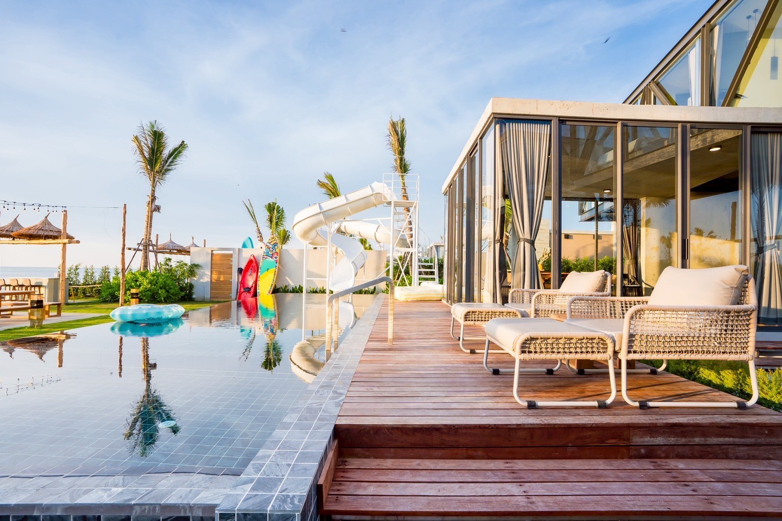 LINE_ALBUM_Splint Beach Villa_250507_104
