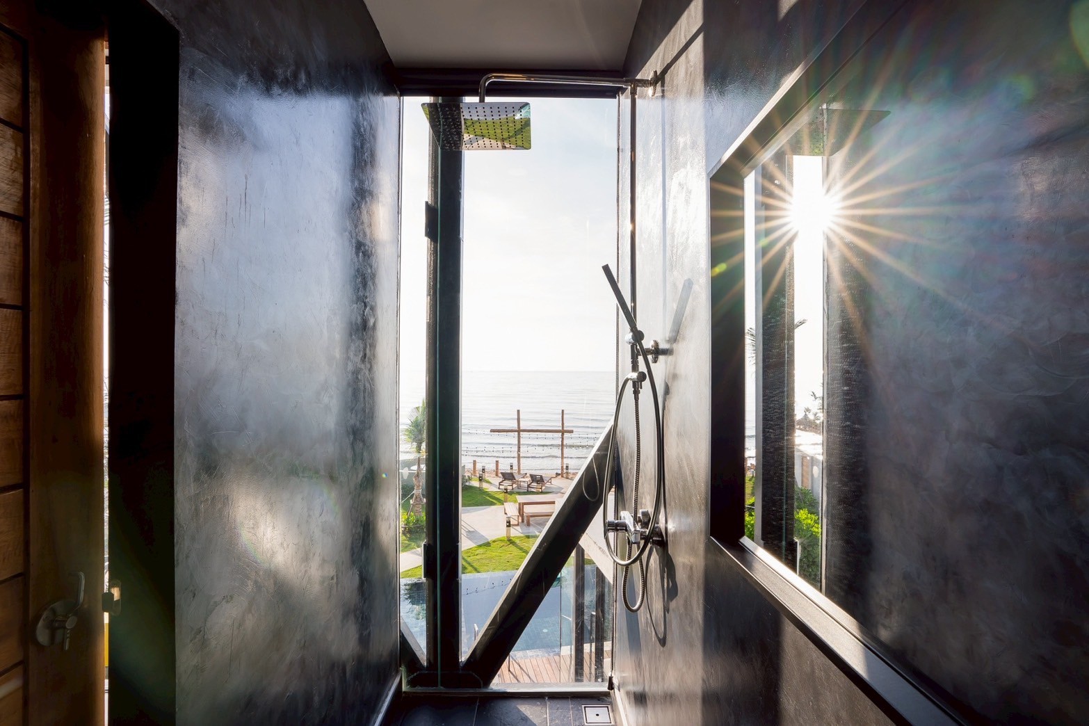 LINE_ALBUM_Splint Beach Villa_250507_83