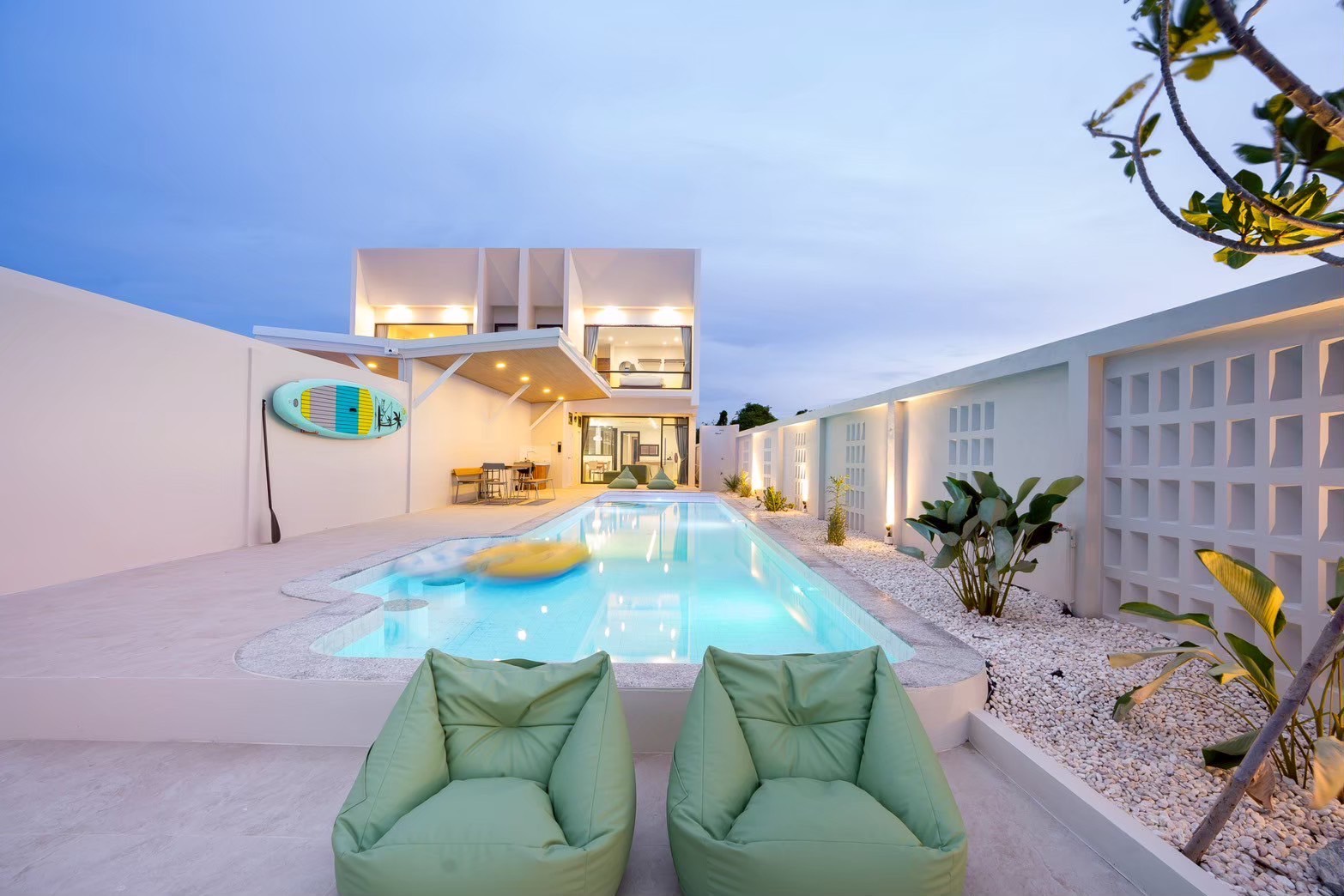 LINE_ALBUM_Gusto Sea Villa Chaam_250922_104