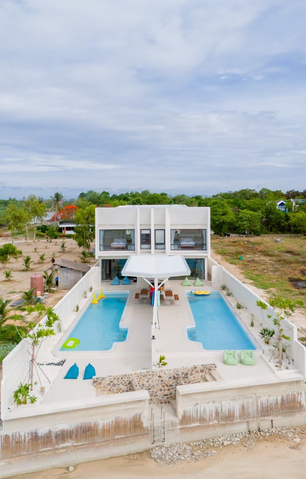 LINE_ALBUM_Gusto Sea Villa Chaam_250922_149