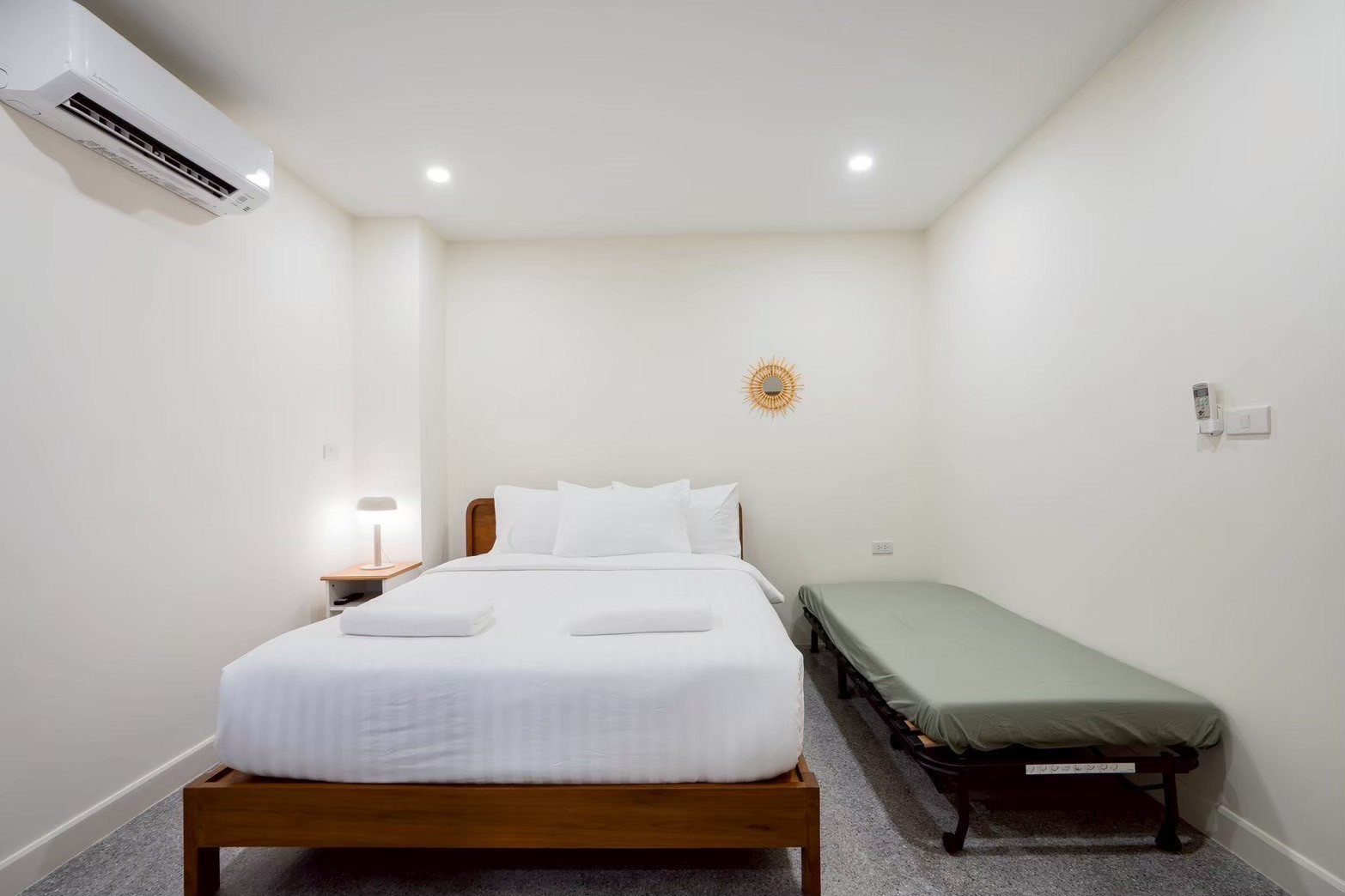 LINE_ALBUM_Gusto Sea Villa Chaam_250922_28
