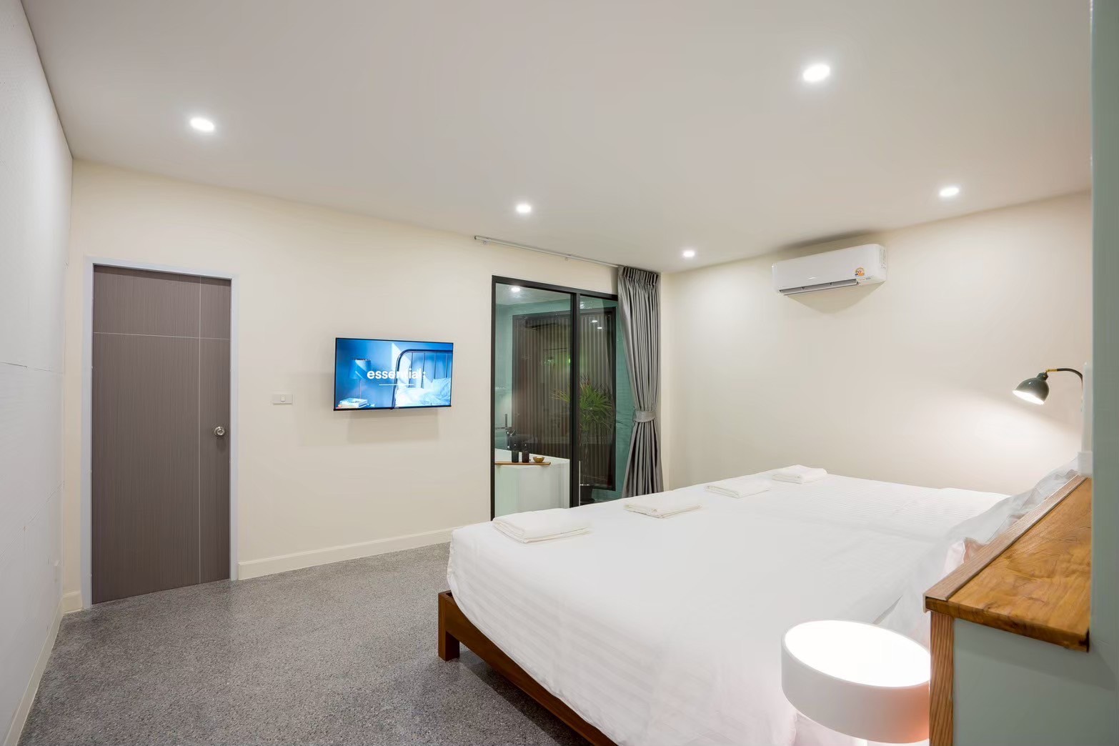 LINE_ALBUM_Gusto Sea Villa Chaam_250922_3