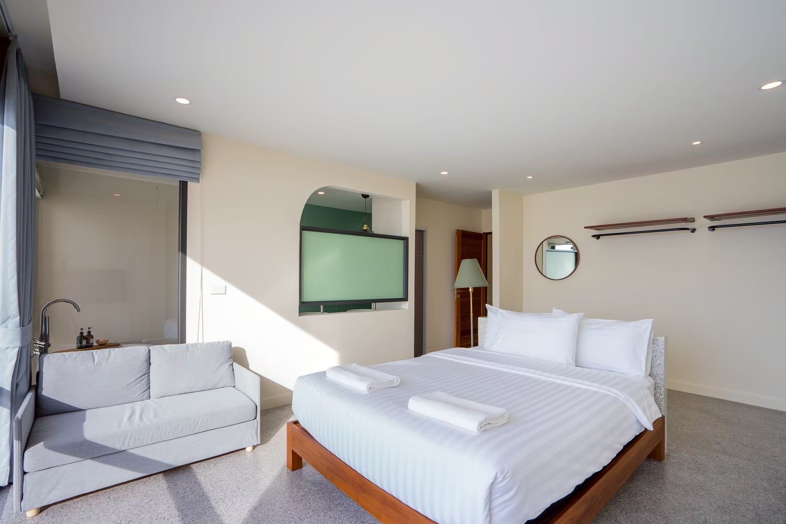 LINE_ALBUM_Gusto Sea Villa Chaam_250922_41