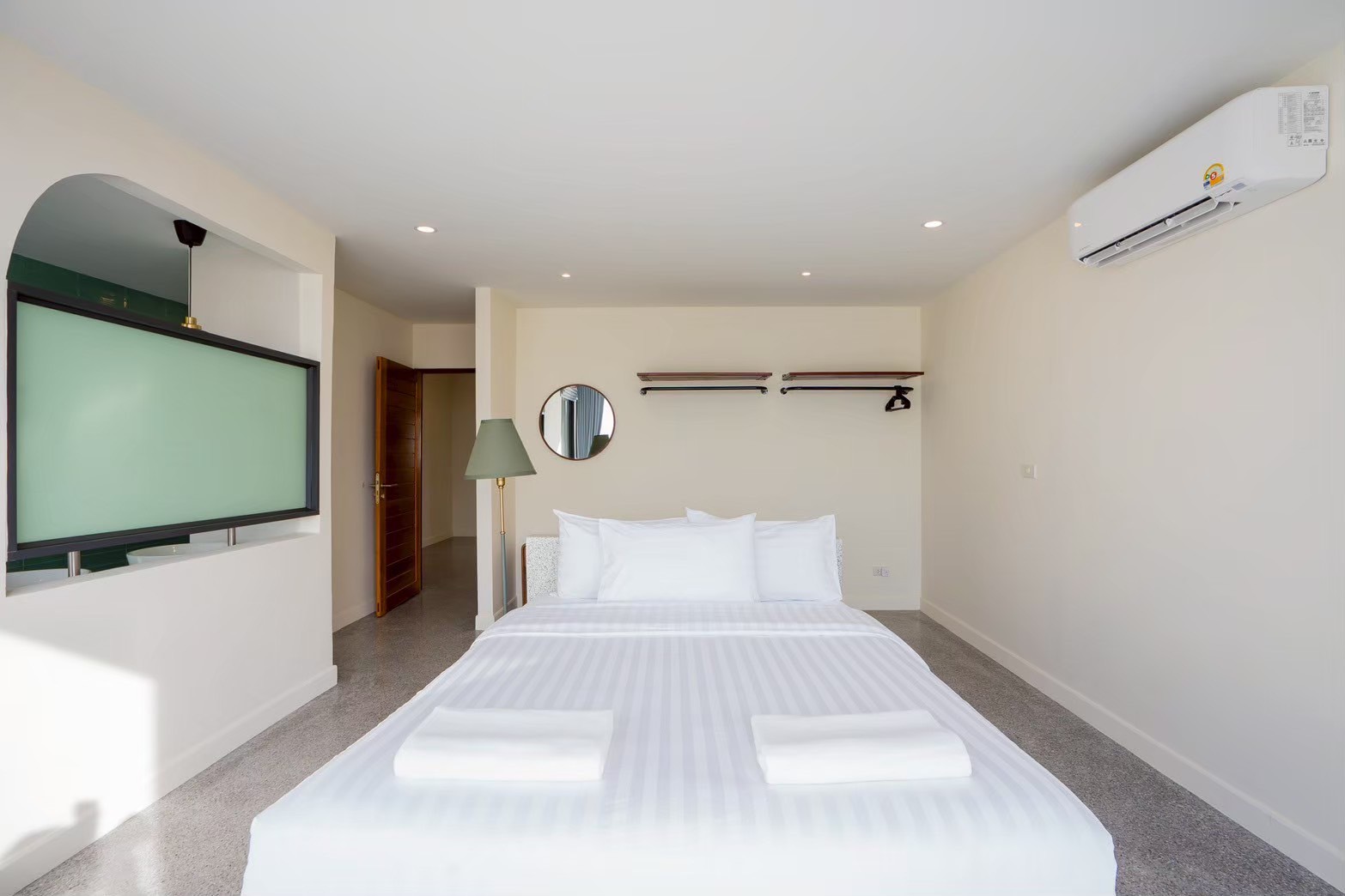 LINE_ALBUM_Gusto Sea Villa Chaam_250922_42