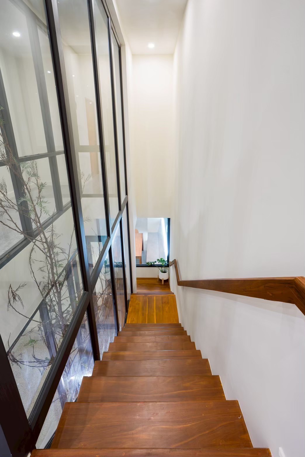LINE_ALBUM_Gusto Sea Villa Chaam_250922_87