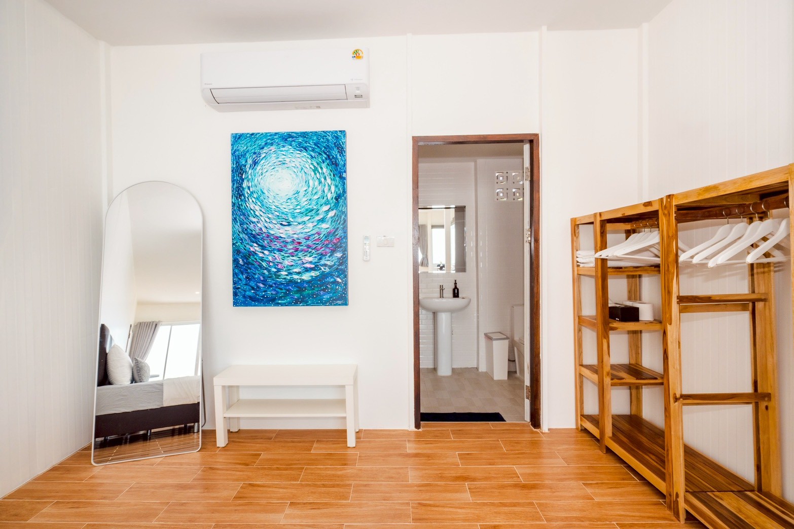 LINE_ALBUM_Laila Beach Villa_260208_11