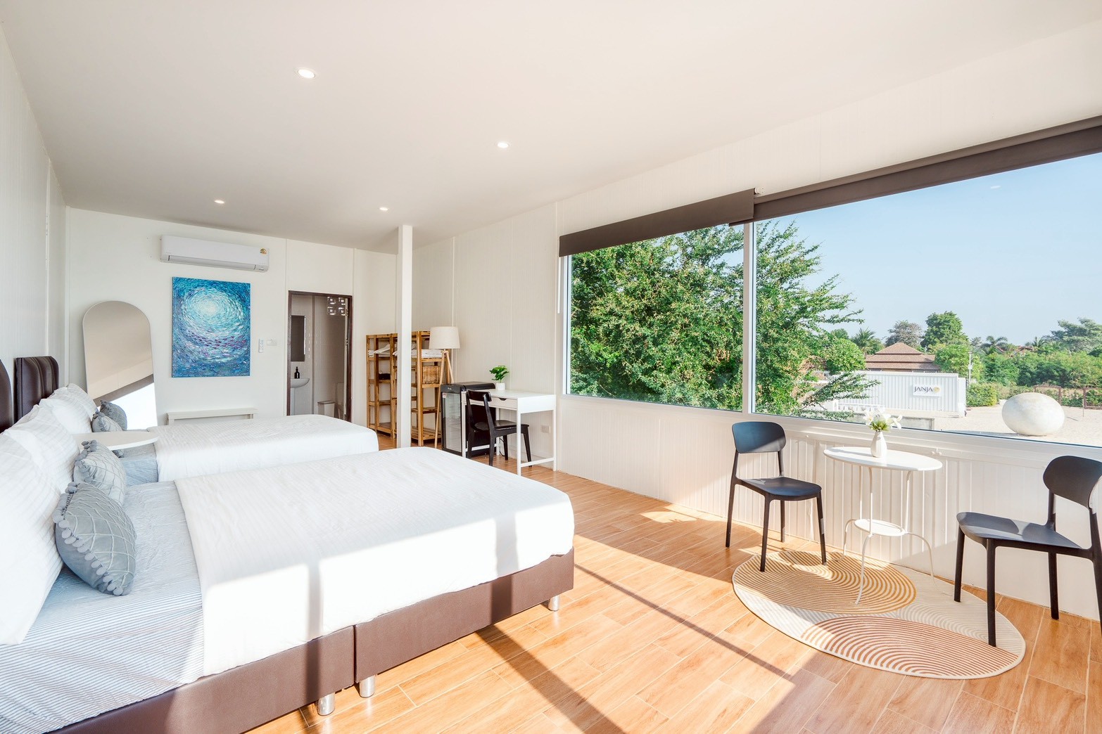 LINE_ALBUM_Laila Beach Villa_260208_12