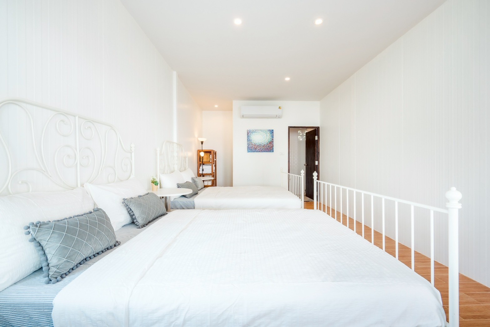 LINE_ALBUM_Laila Beach Villa_260208_16