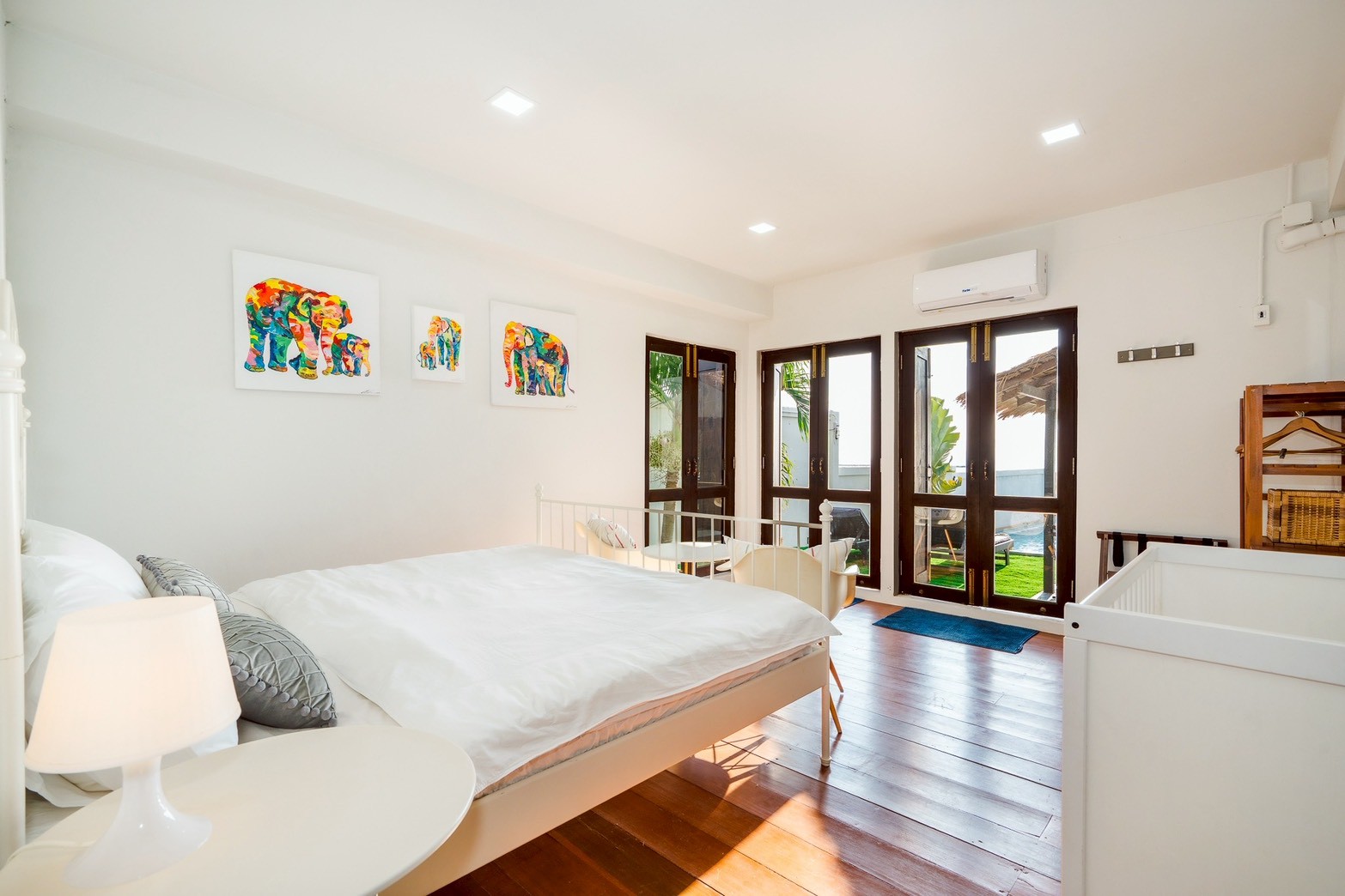 LINE_ALBUM_Laila Beach Villa_260208_21