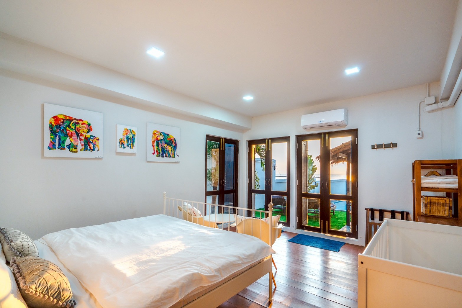 LINE_ALBUM_Laila Beach Villa_260208_34