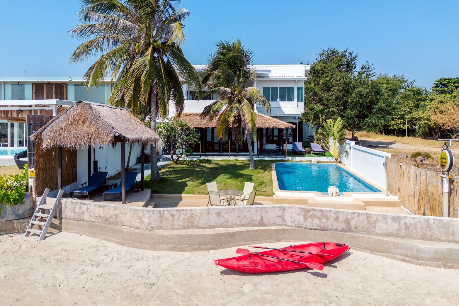 LINE_ALBUM_Laila Beach Villa_260208_48